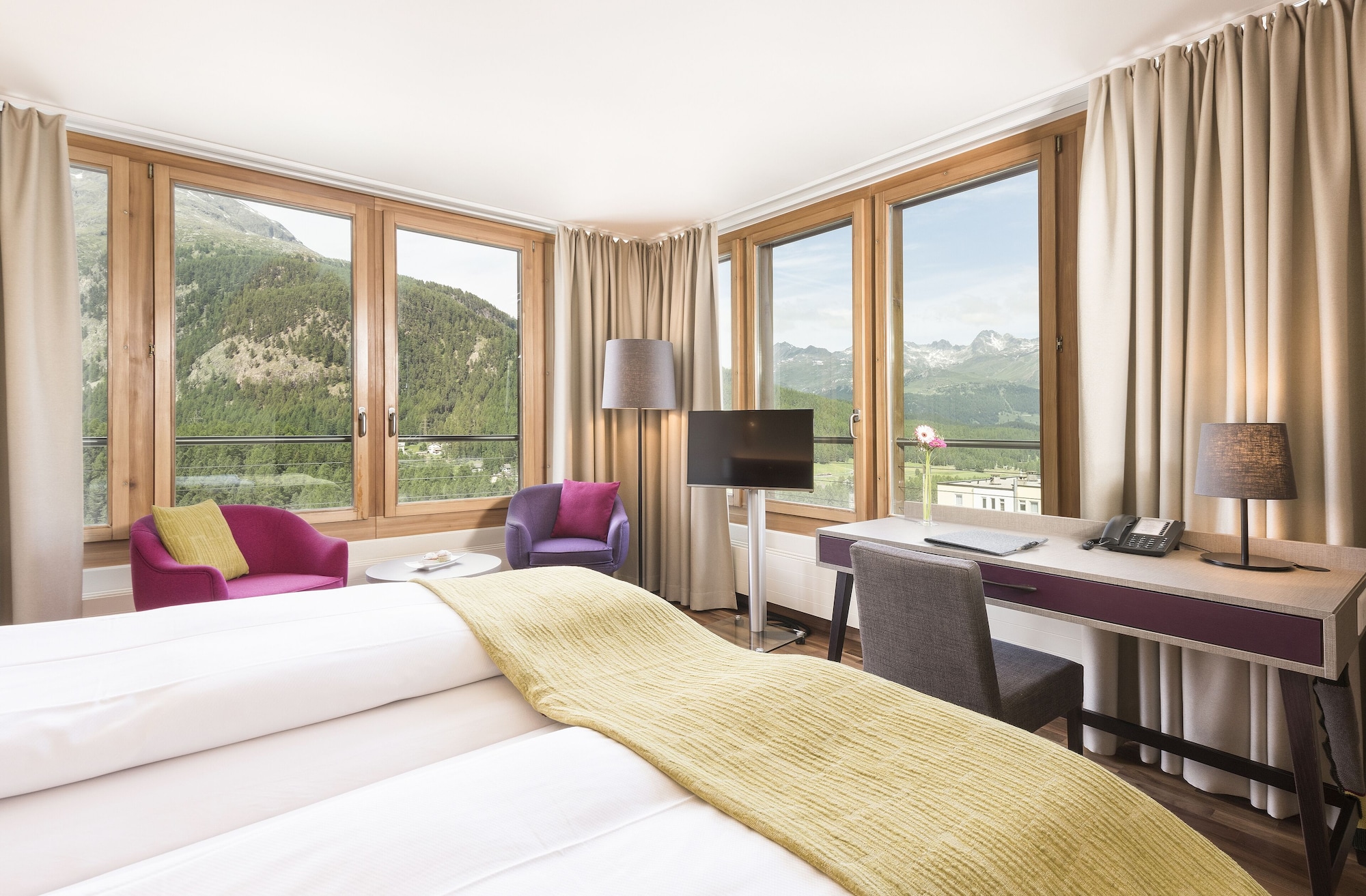 高级双人房（1 张双人床）， 1 张双人床， 山谷景观