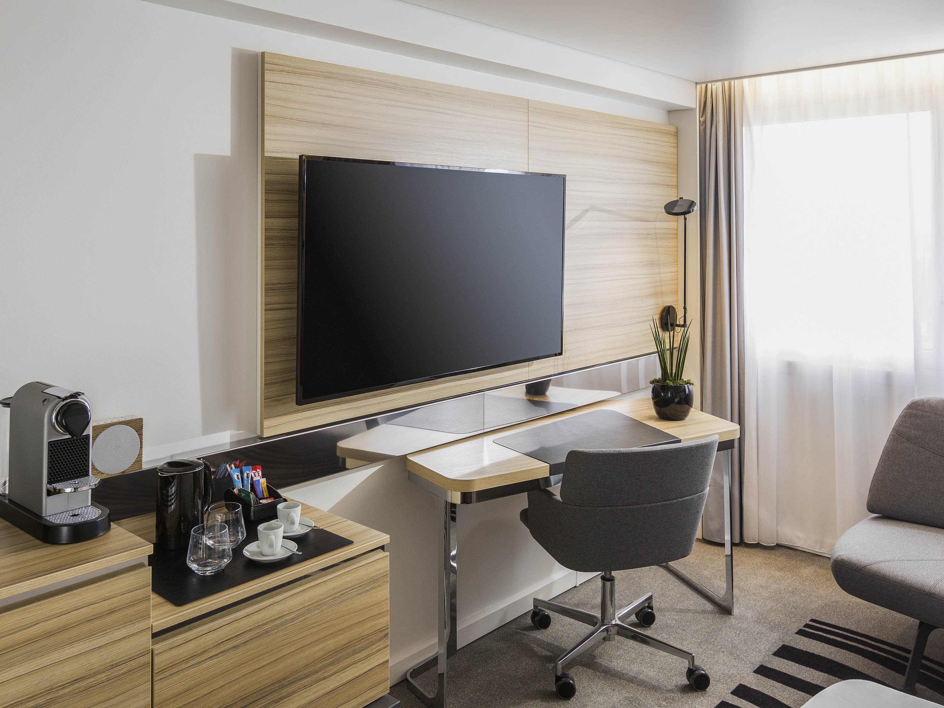 高级间 - 1张双人床和1张单人梳化床