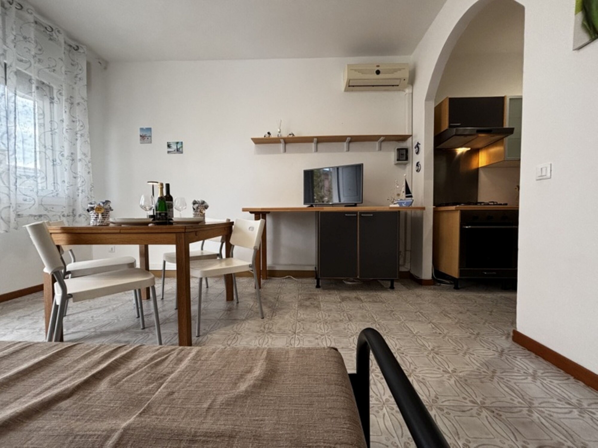 带阳台的花园景两卧室公寓