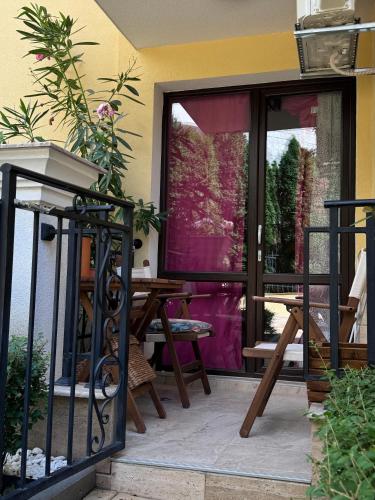 一室房（带沙发）