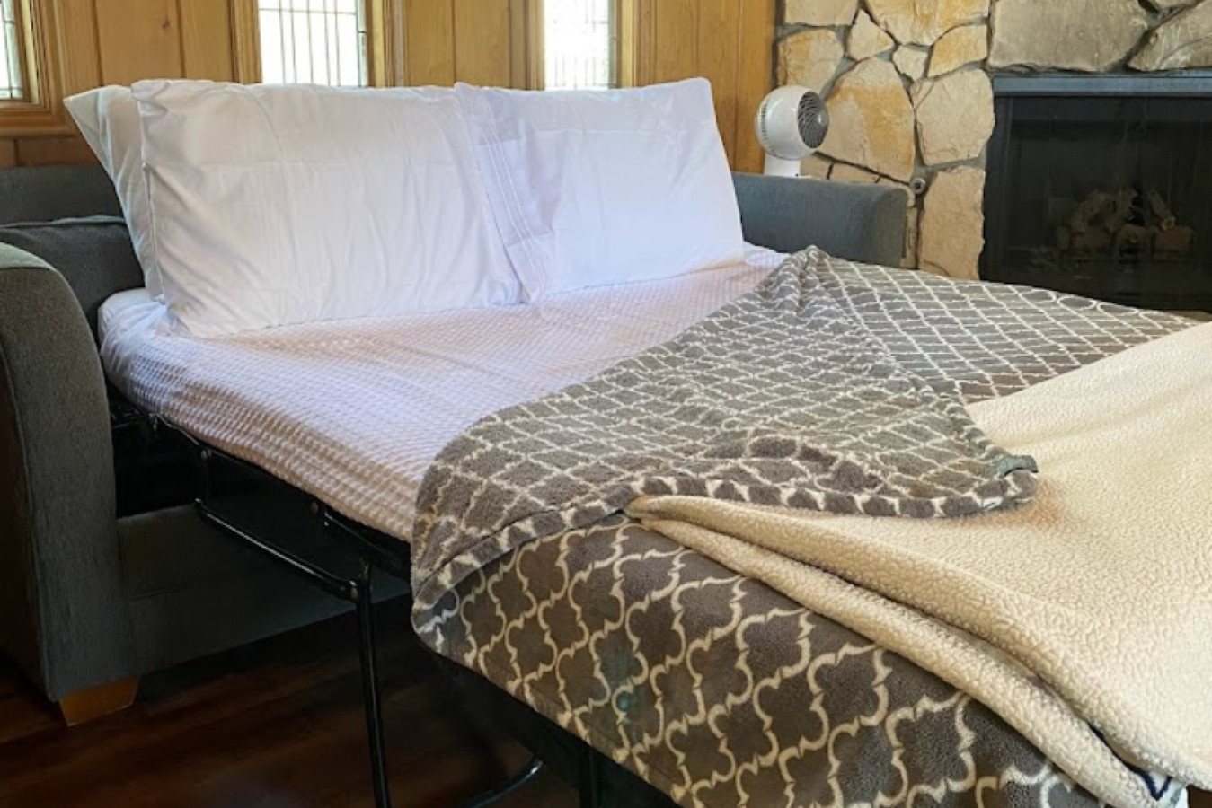 Magical Mountain Views And Cozy Gatherings-Enchanting Retreat