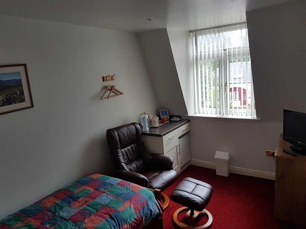 单人房（连通浴室）