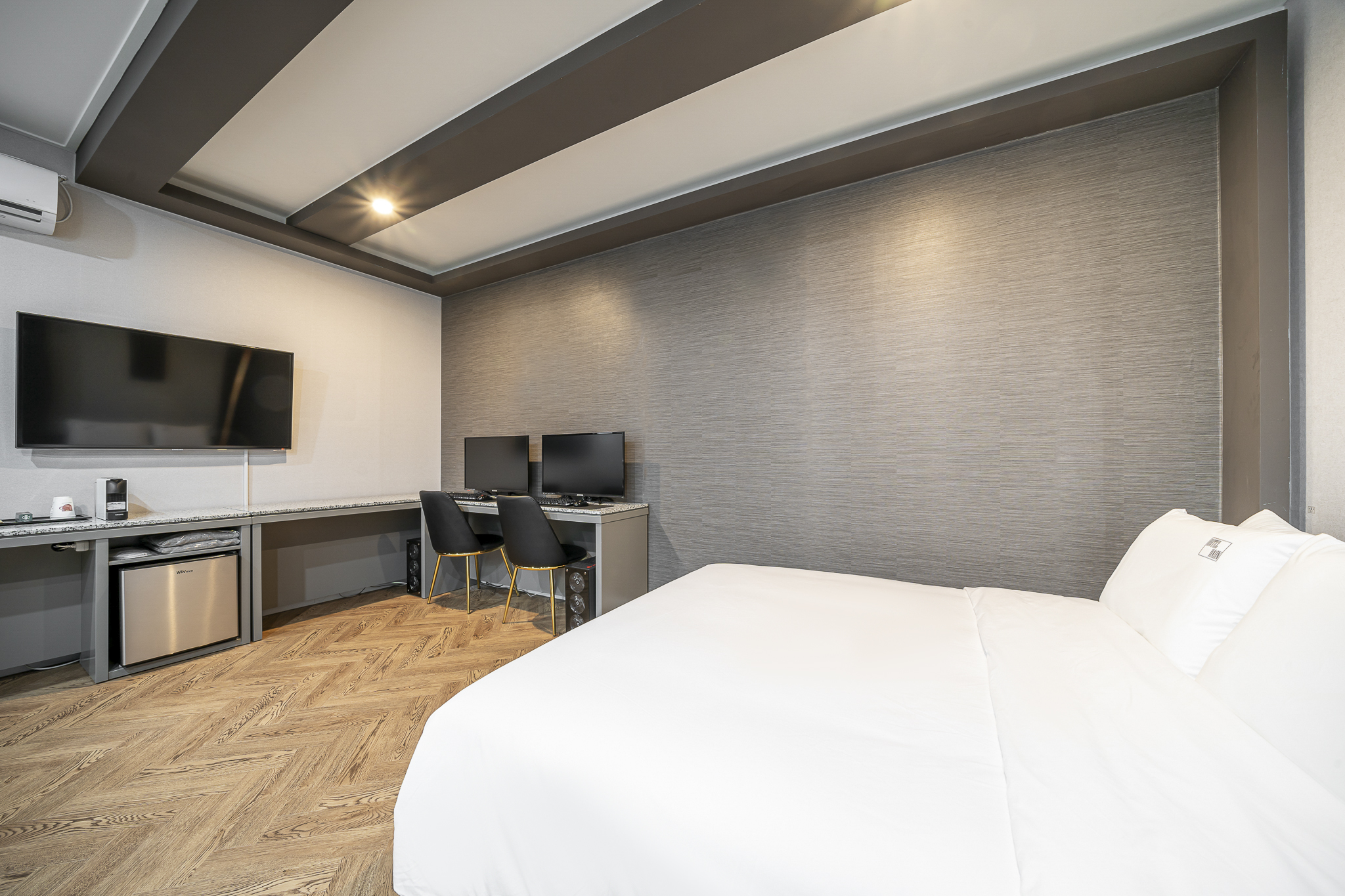 Vip雙人 （情侶pc，星巴克膠囊咖啡，Netflix免費觀看）