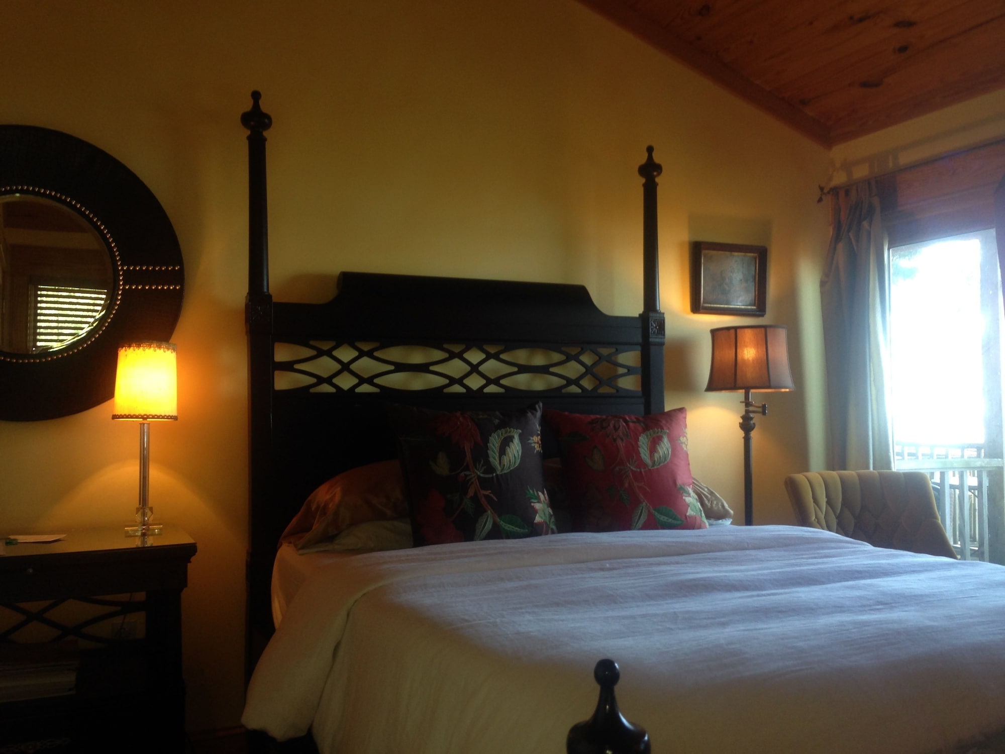 豪华大床间 - 禁烟