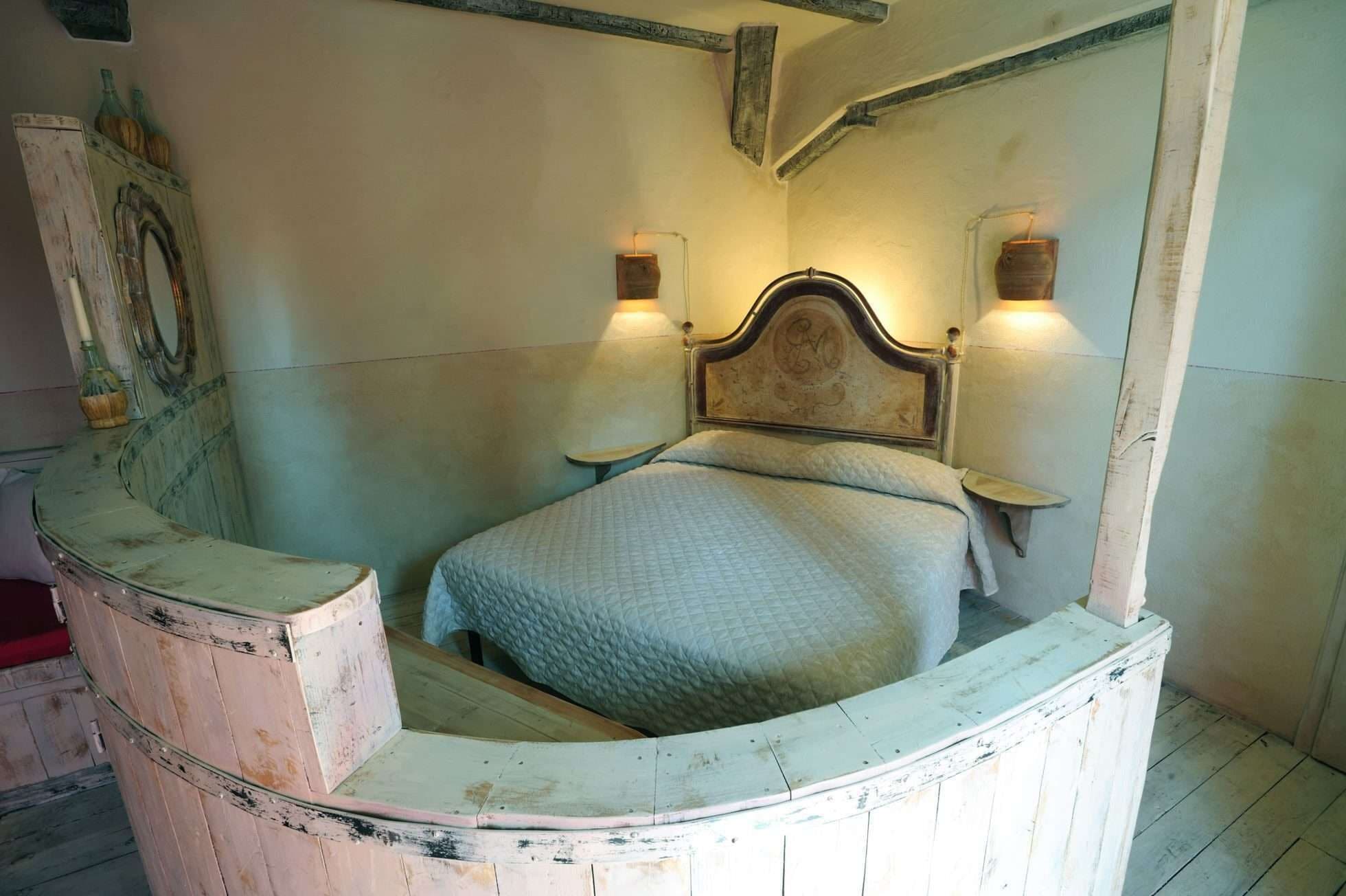 奢华双人房， 1 张双人床， 葡萄庄园景观， 花园