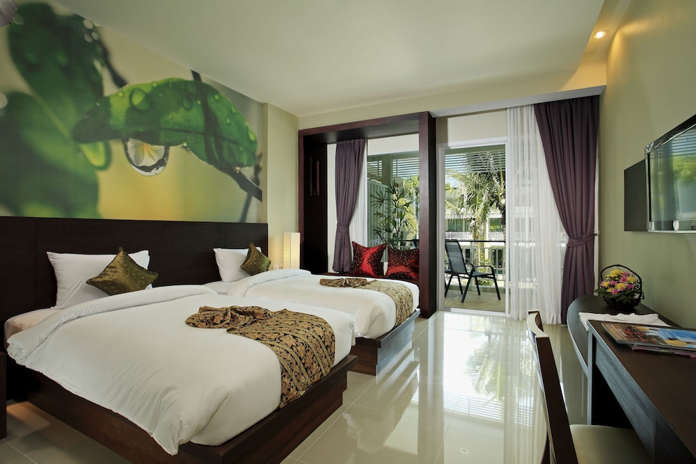 豪華泳池通道樓梯房