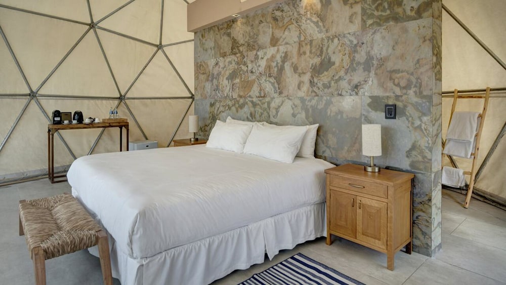 豪華帳篷（Domo Glamping）