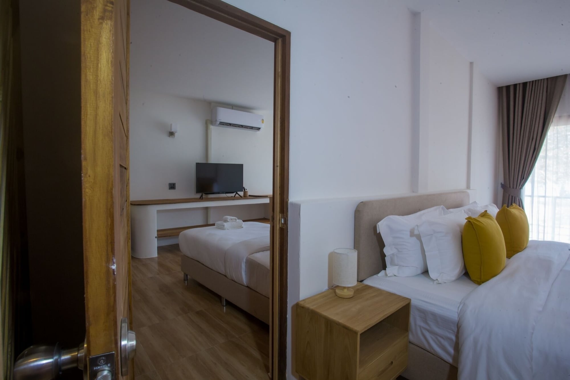 豪华双人房（带阳台）