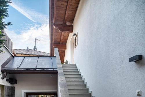 高级一卧室带阳台公寓