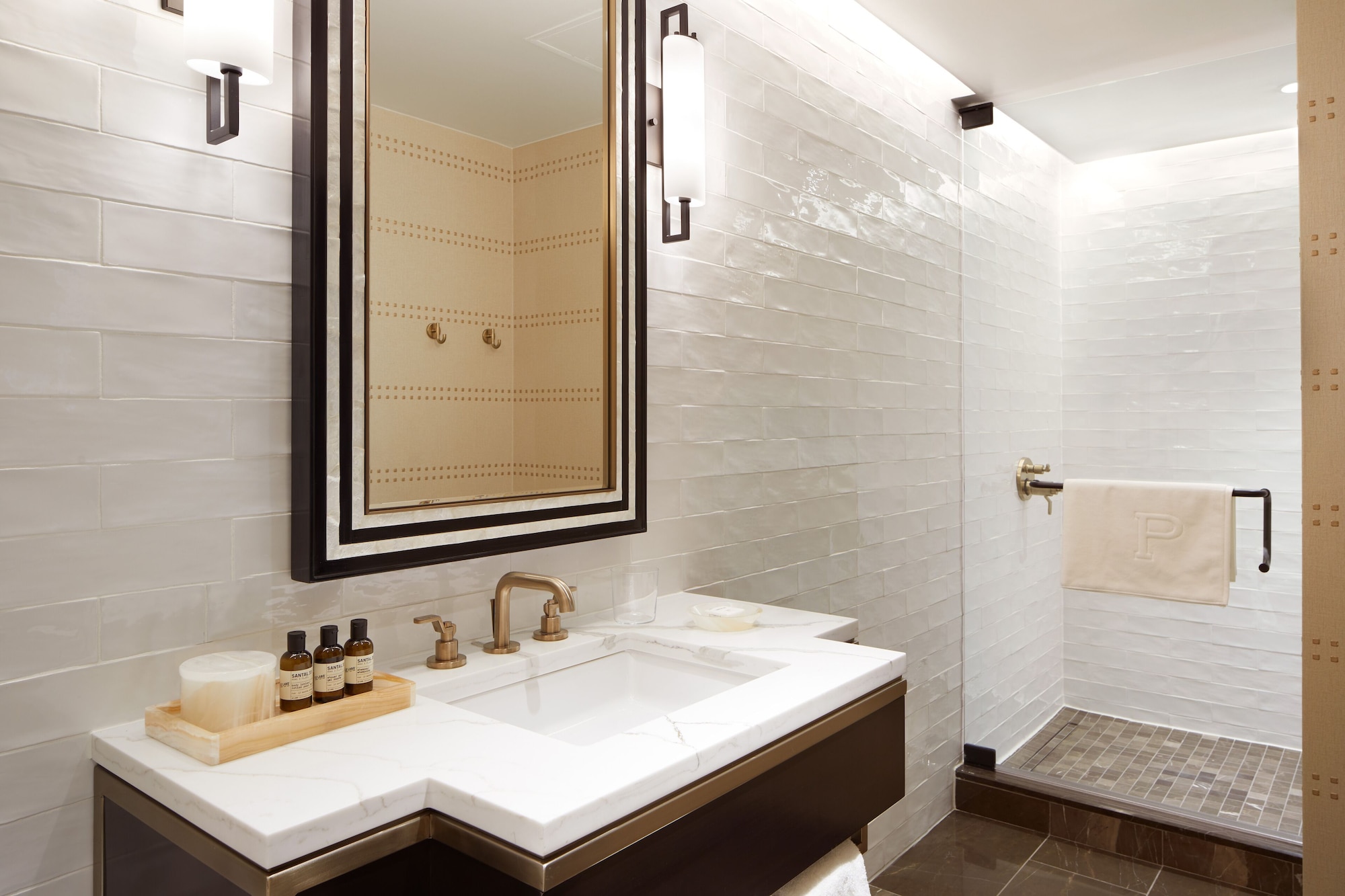 特大床房（Pioneer）