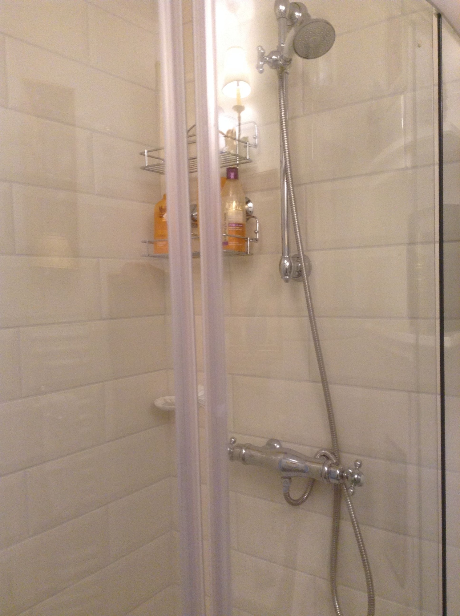 双人房（带独立浴室）