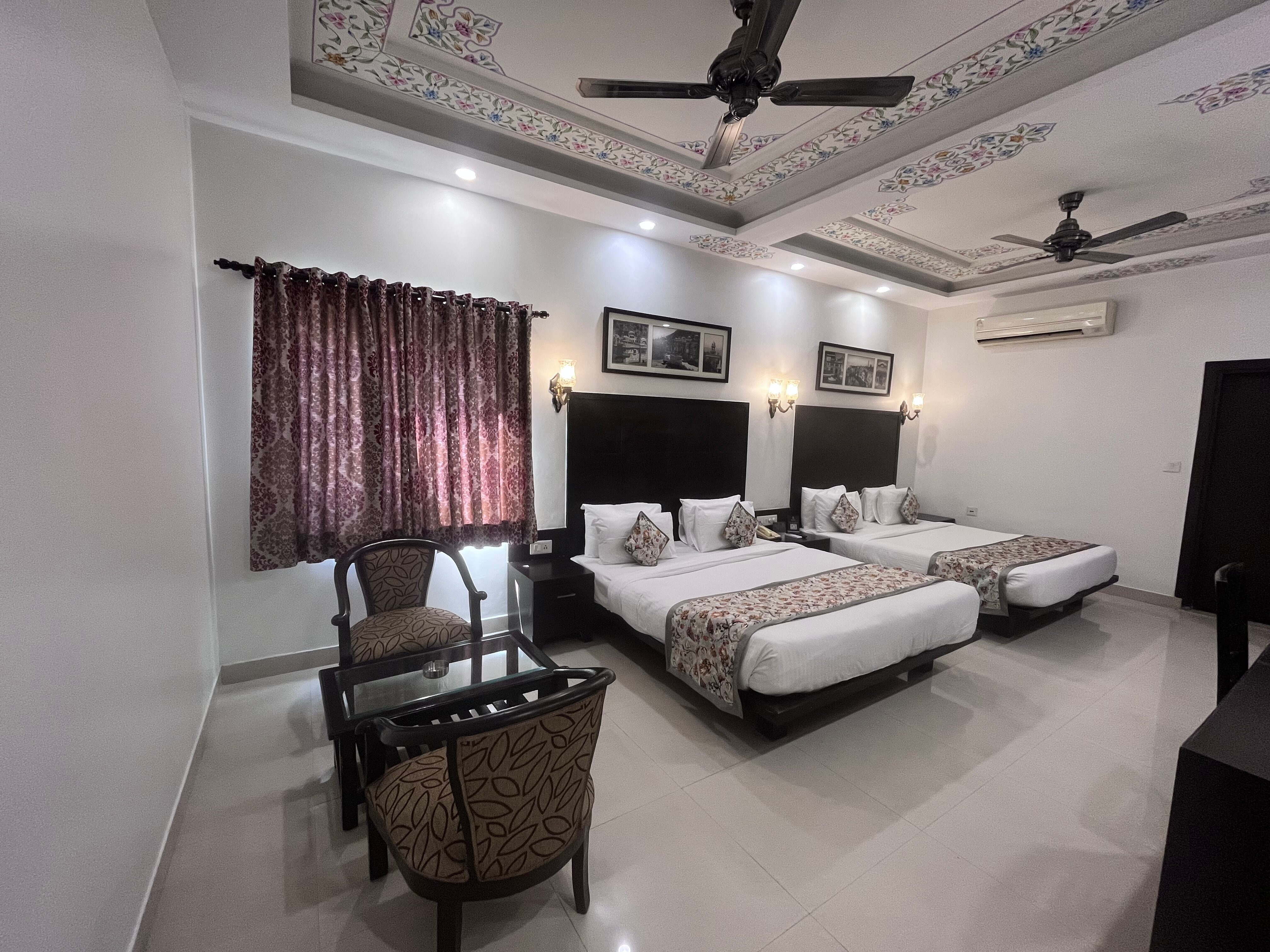 带有2张大床的家庭间