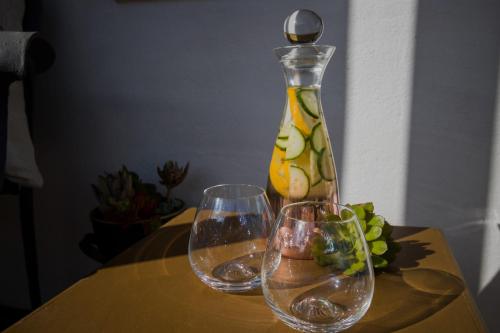 带山景的双人间