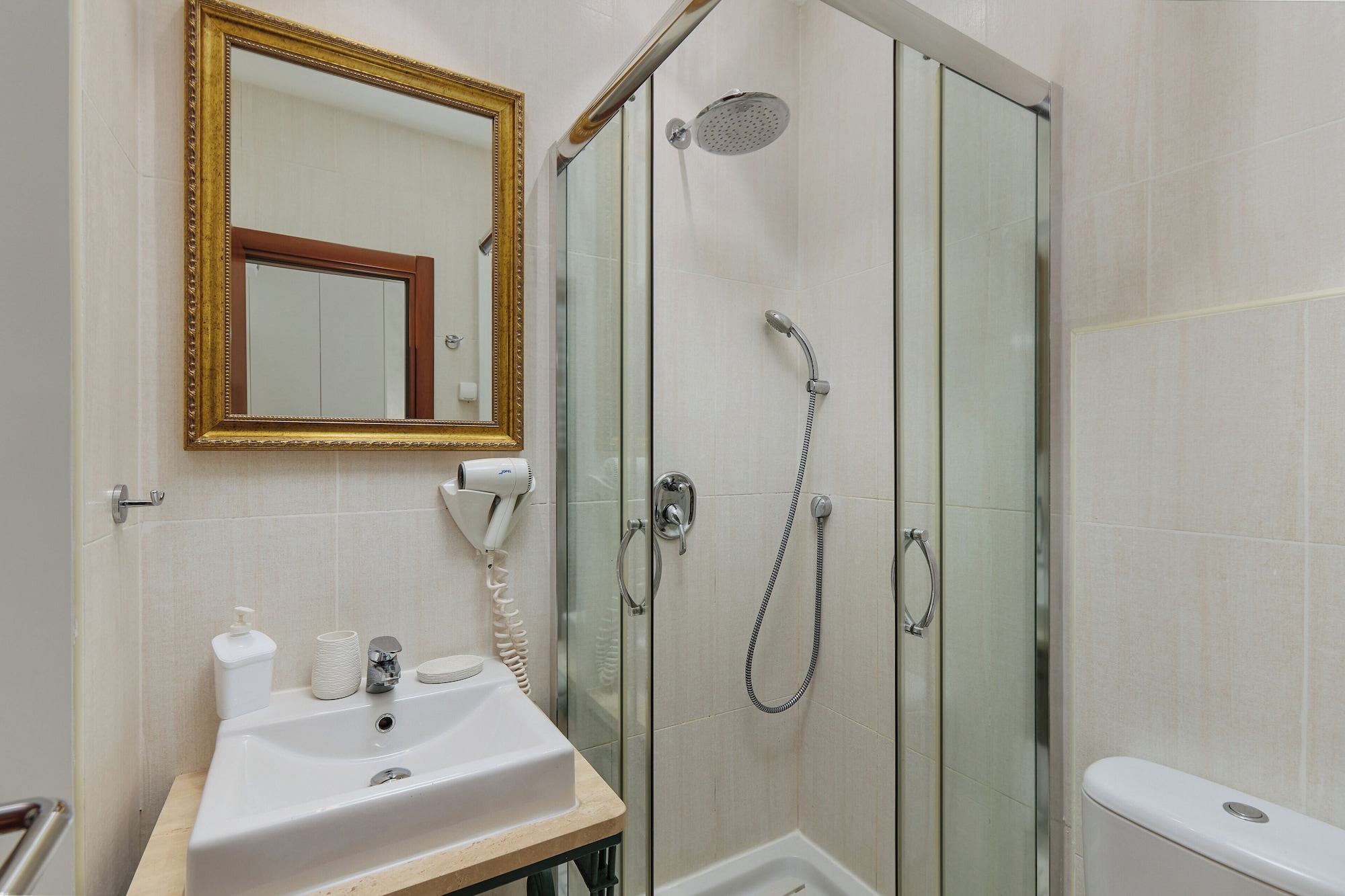 海景标准双人床房