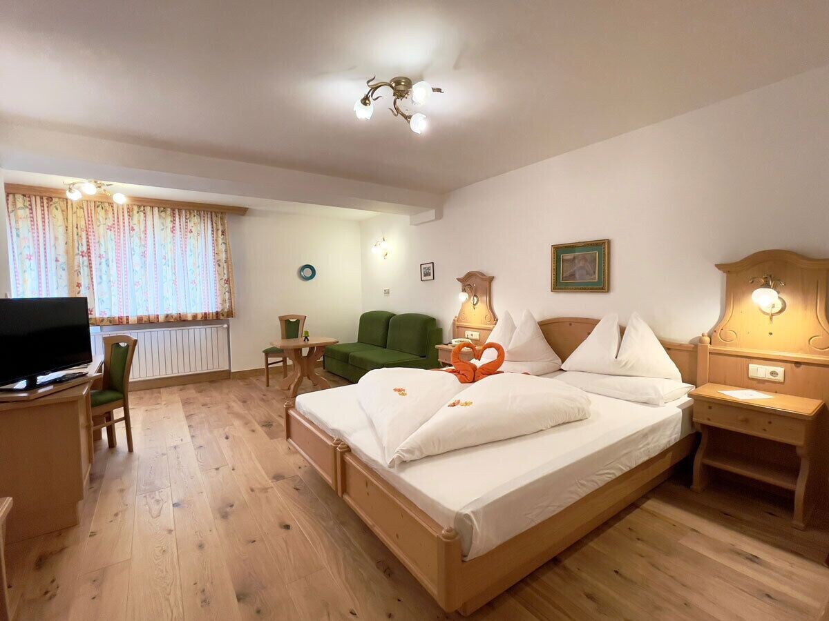 Comfort Double Or Twin Room, Non Smoking, Mountain View (2 Pax)