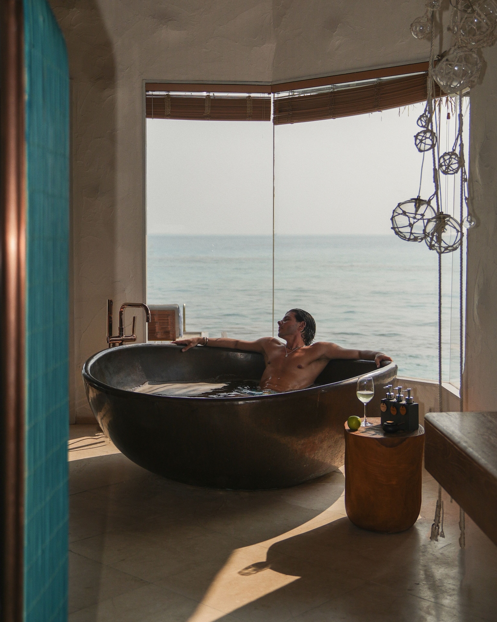 水上日落三卧室别墅 - 带泳池