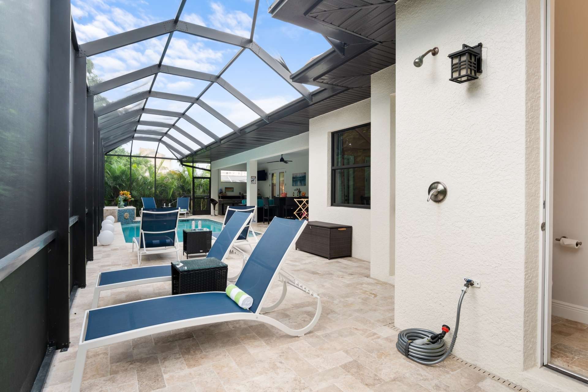 带加热盐水池和户外设施的热带度假-惊艳的庇护所