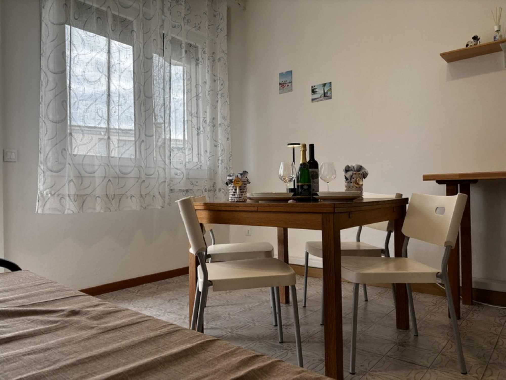 带阳台的花园景两卧室公寓