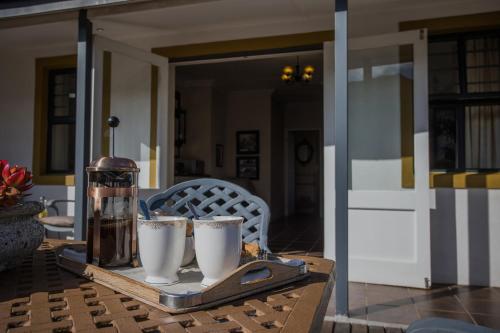 带山景的双人间