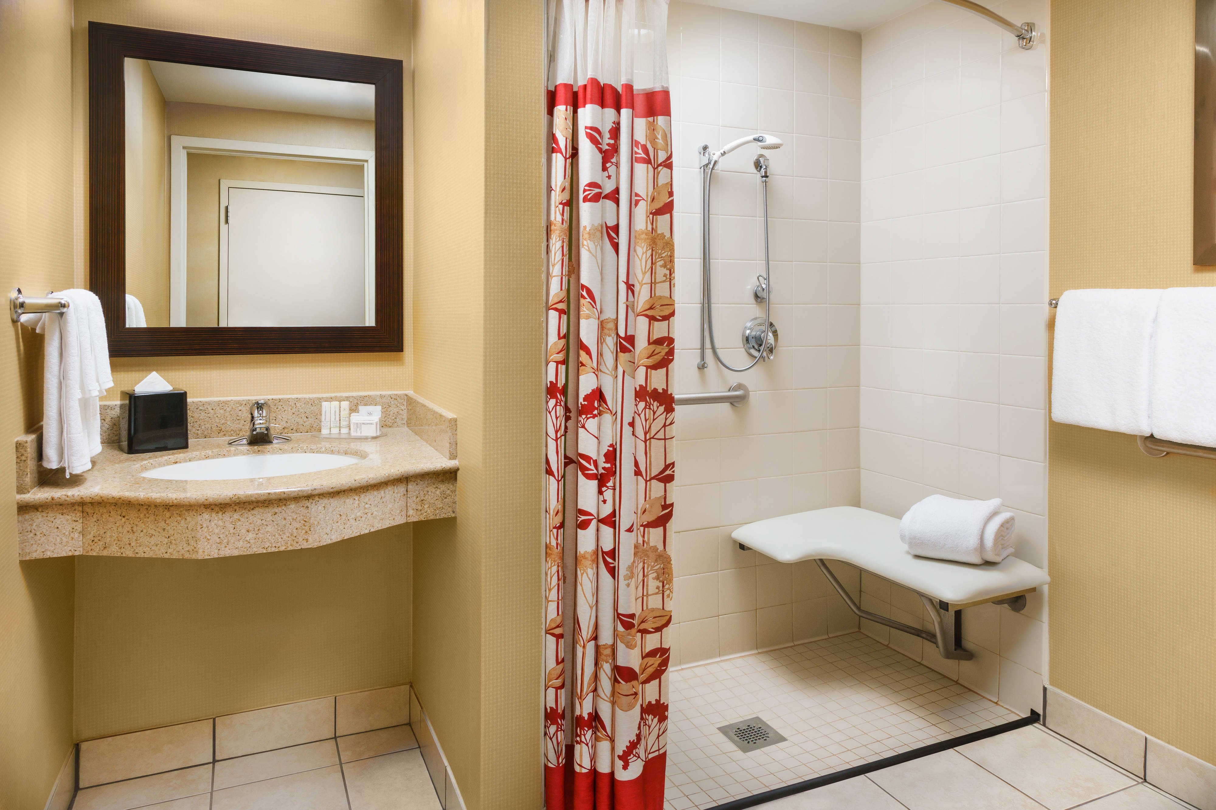 豪华特大床房带梳化床