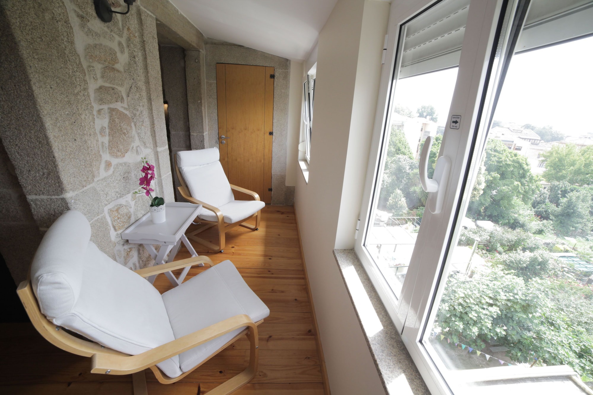 高级公寓， 1 间卧室 （3T）