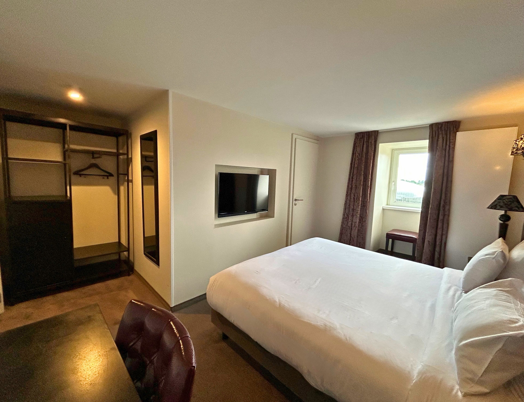 标准双人房附楼