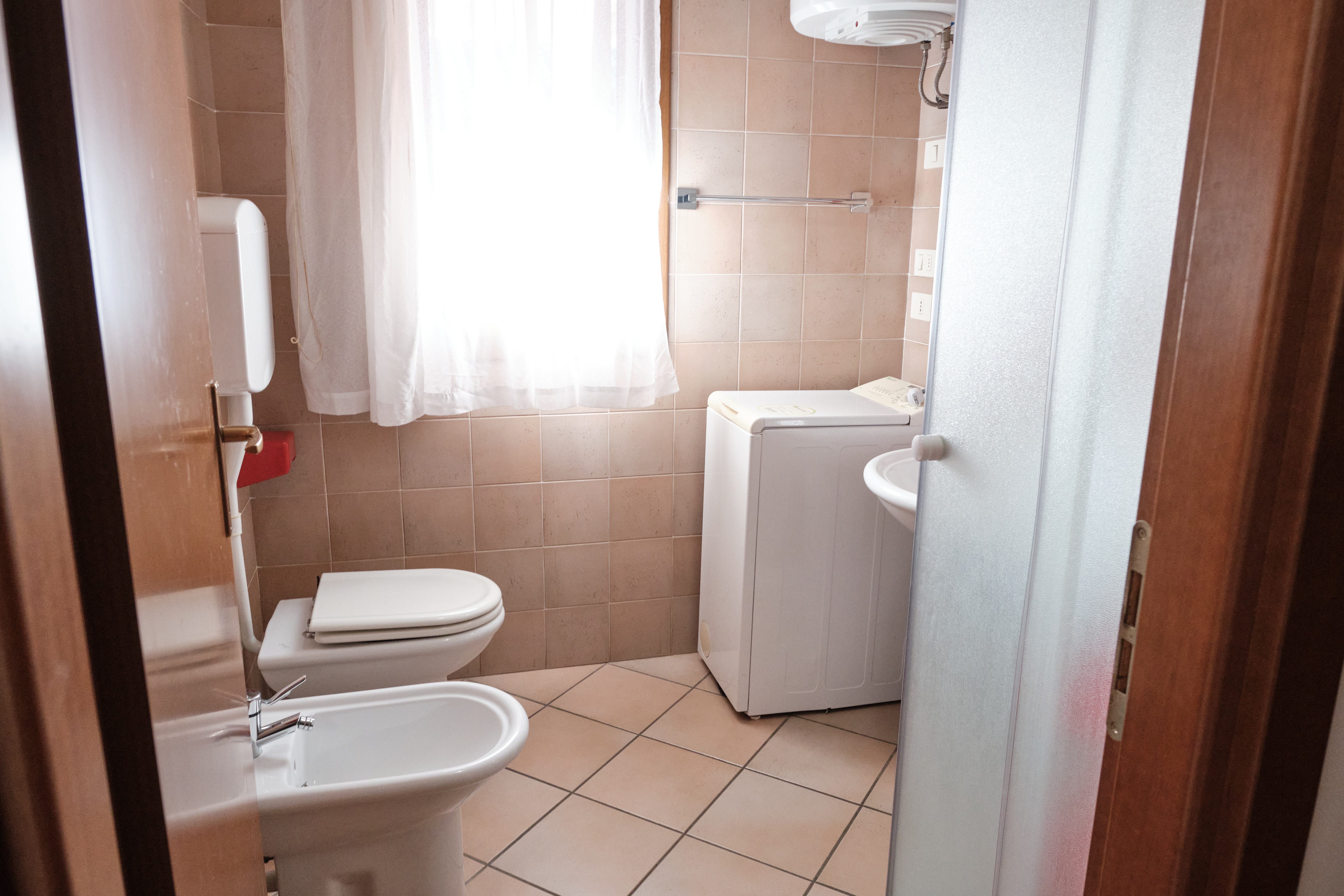 公寓，整套房屋或公寓