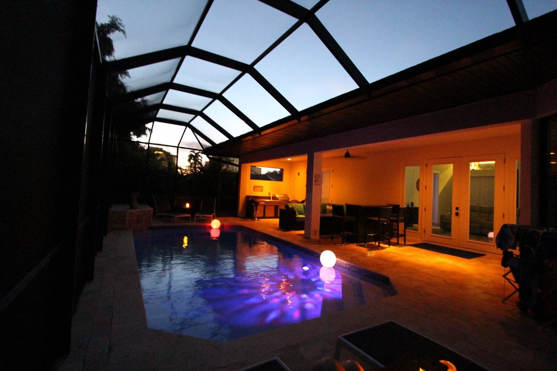 带加热盐水池和户外设施的热带度假-惊艳的庇护所