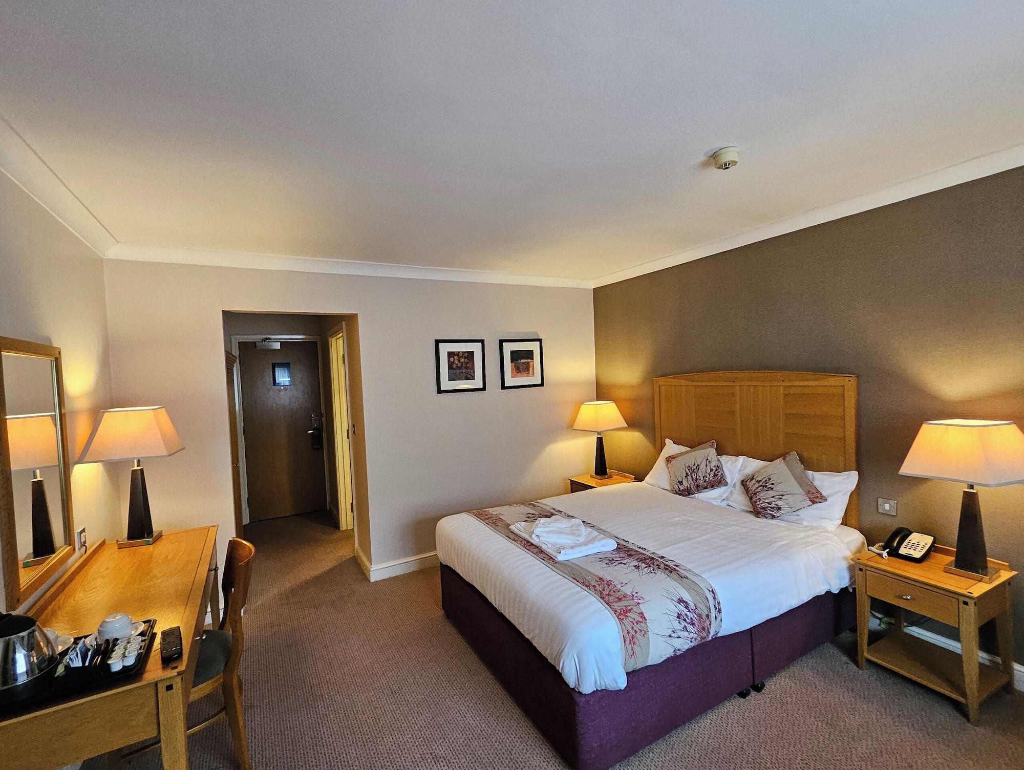 标准双人间 - 带一张双人床