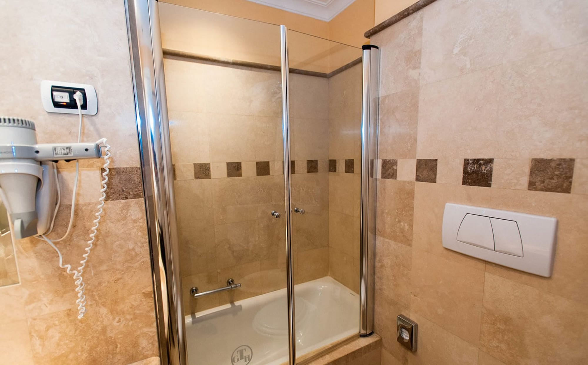 园景高级双床房