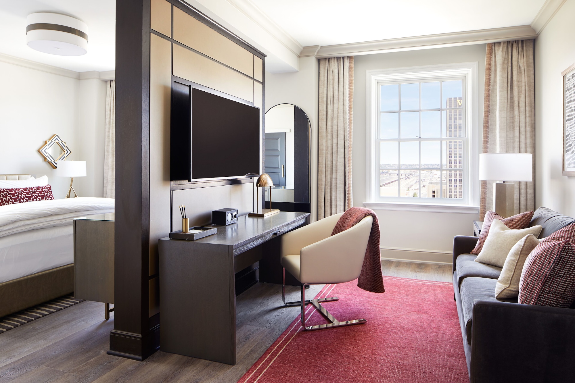 初级套房，1张大床（Anson）