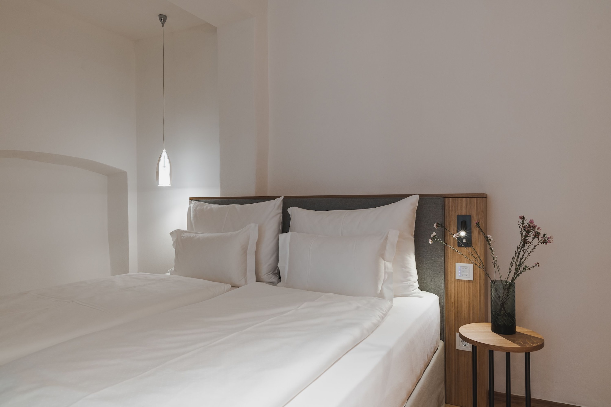 奢华公寓， 2 间卧室， 浴缸， 城市景观