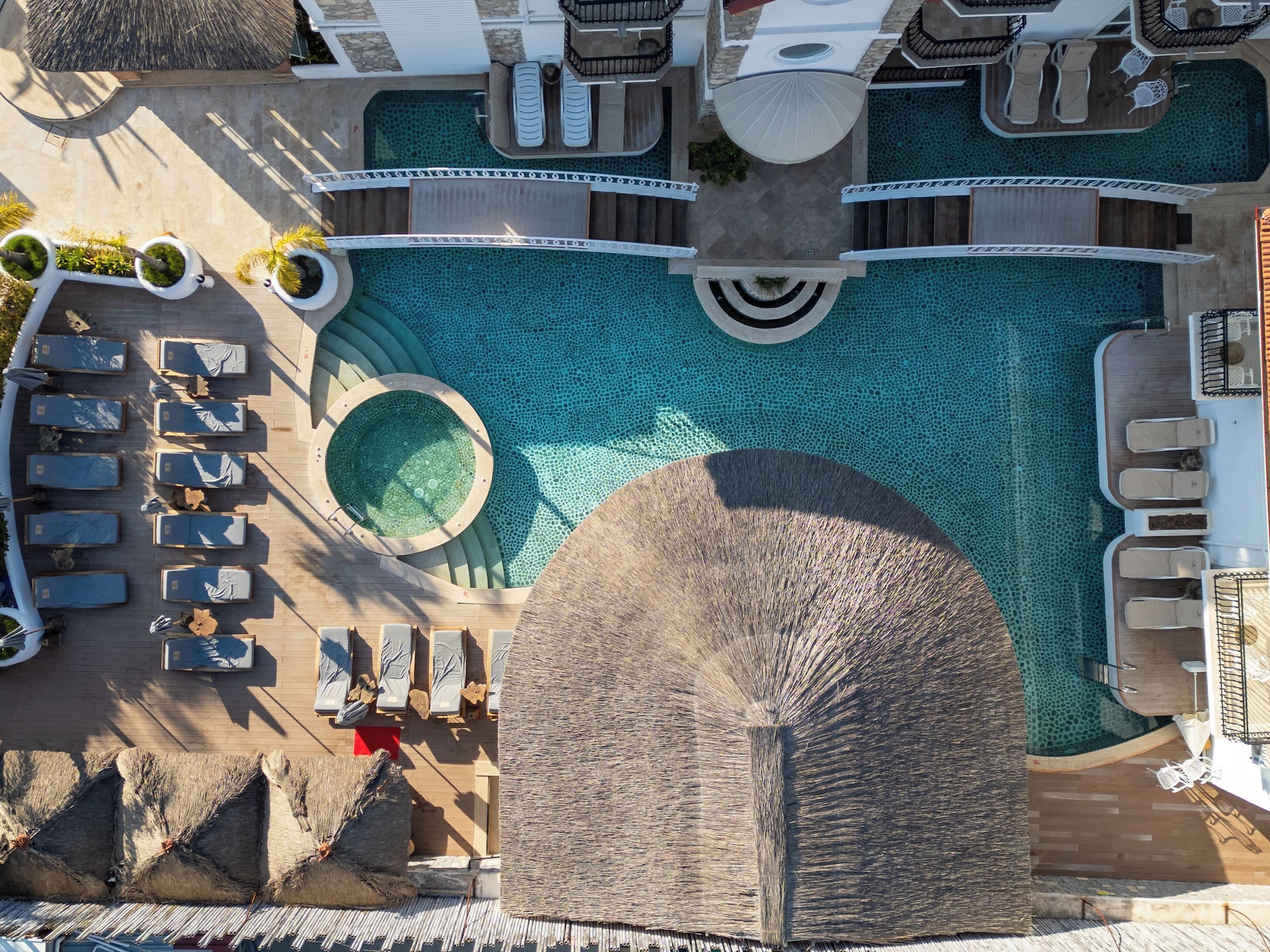 两卧室游泳通道套房