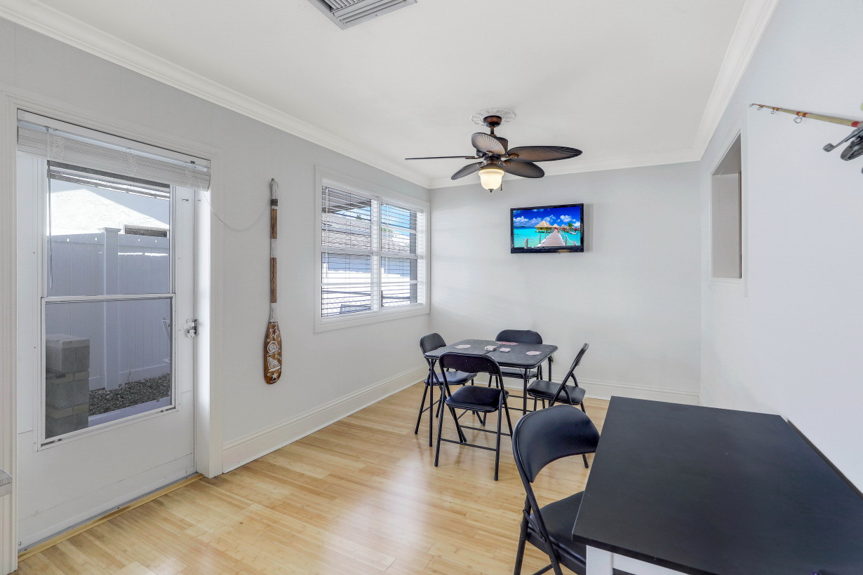 带户外厨房和游戏区的热带绿洲-舒适宜人