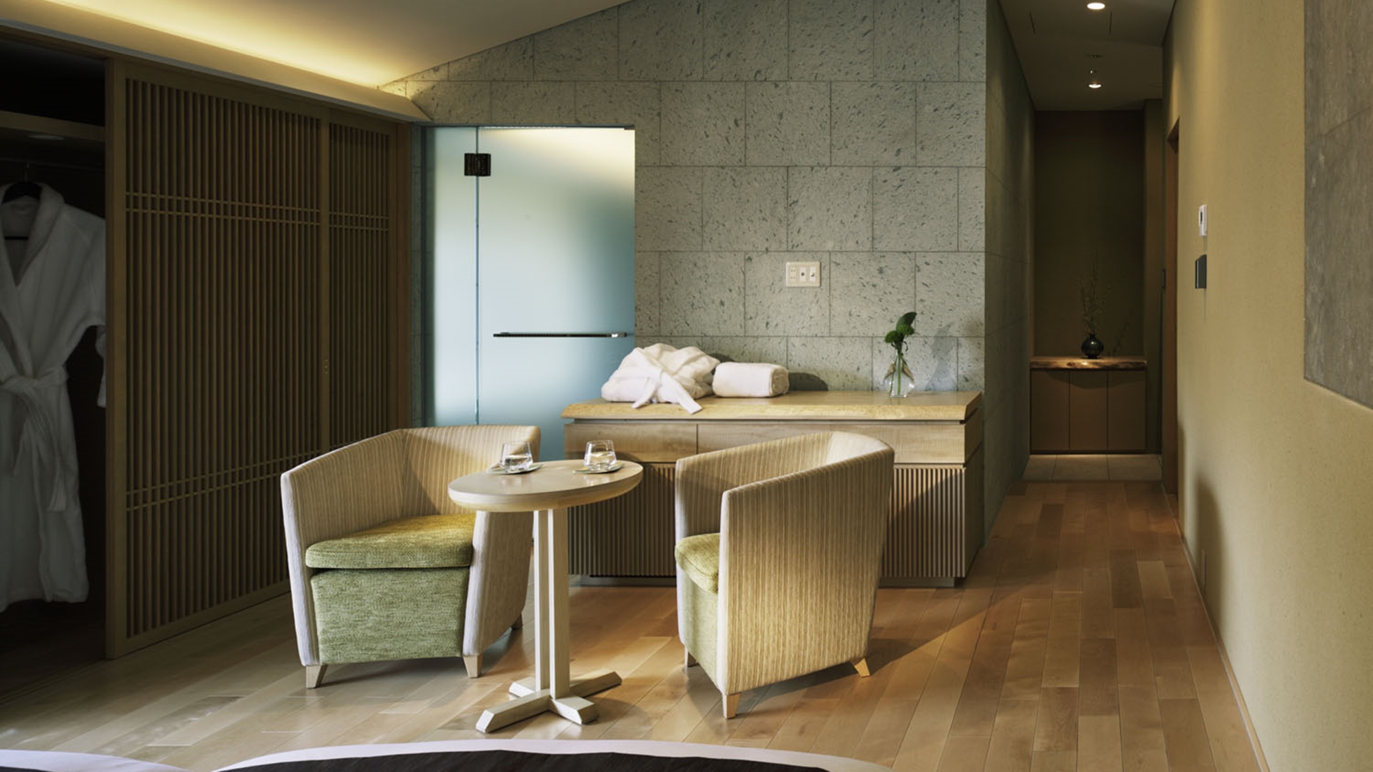 豪华尊贵特大床房