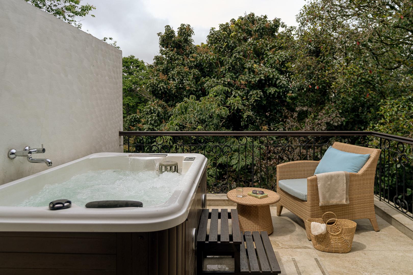 尼拉库林吉套房