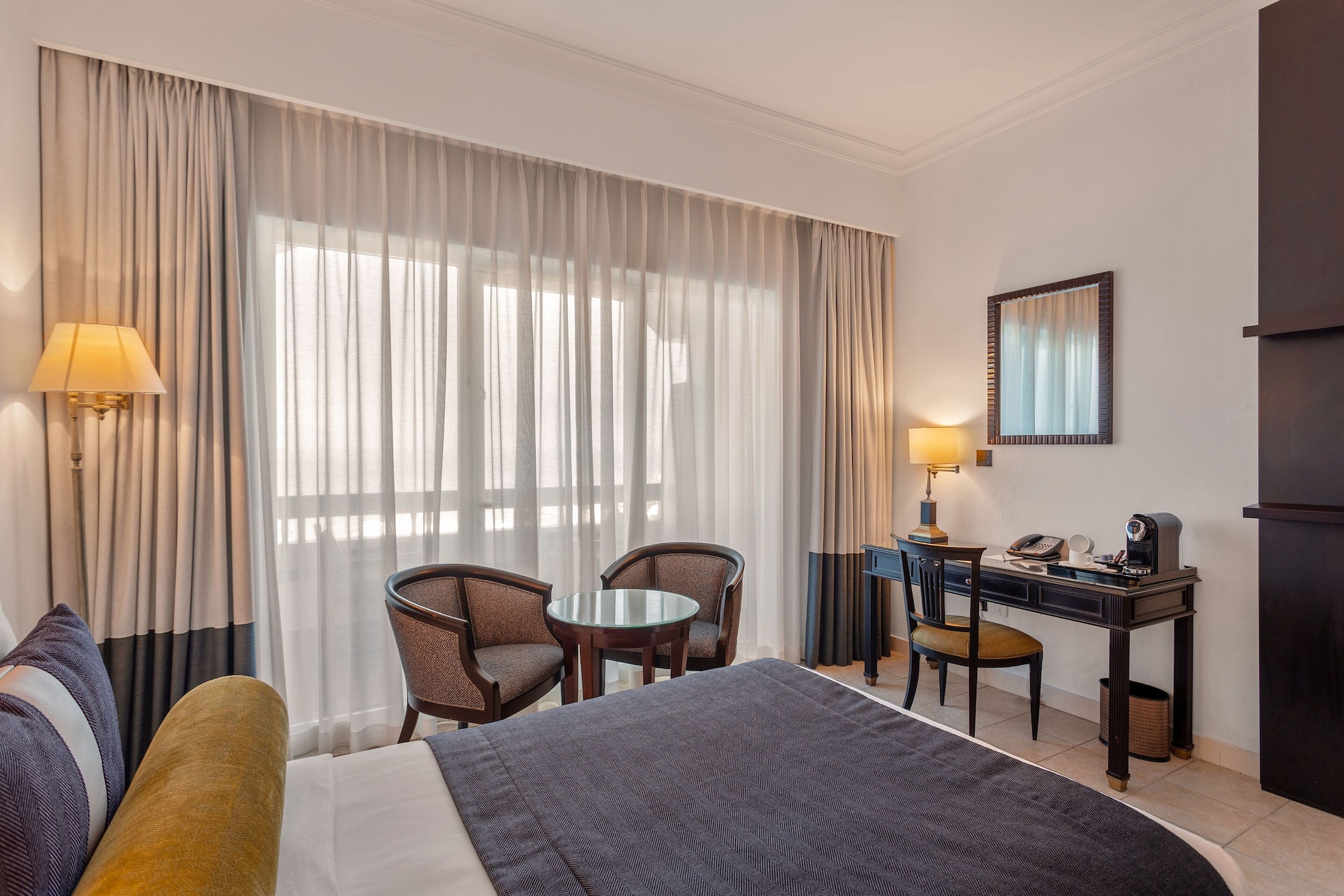 高级双床间-享有部分海景