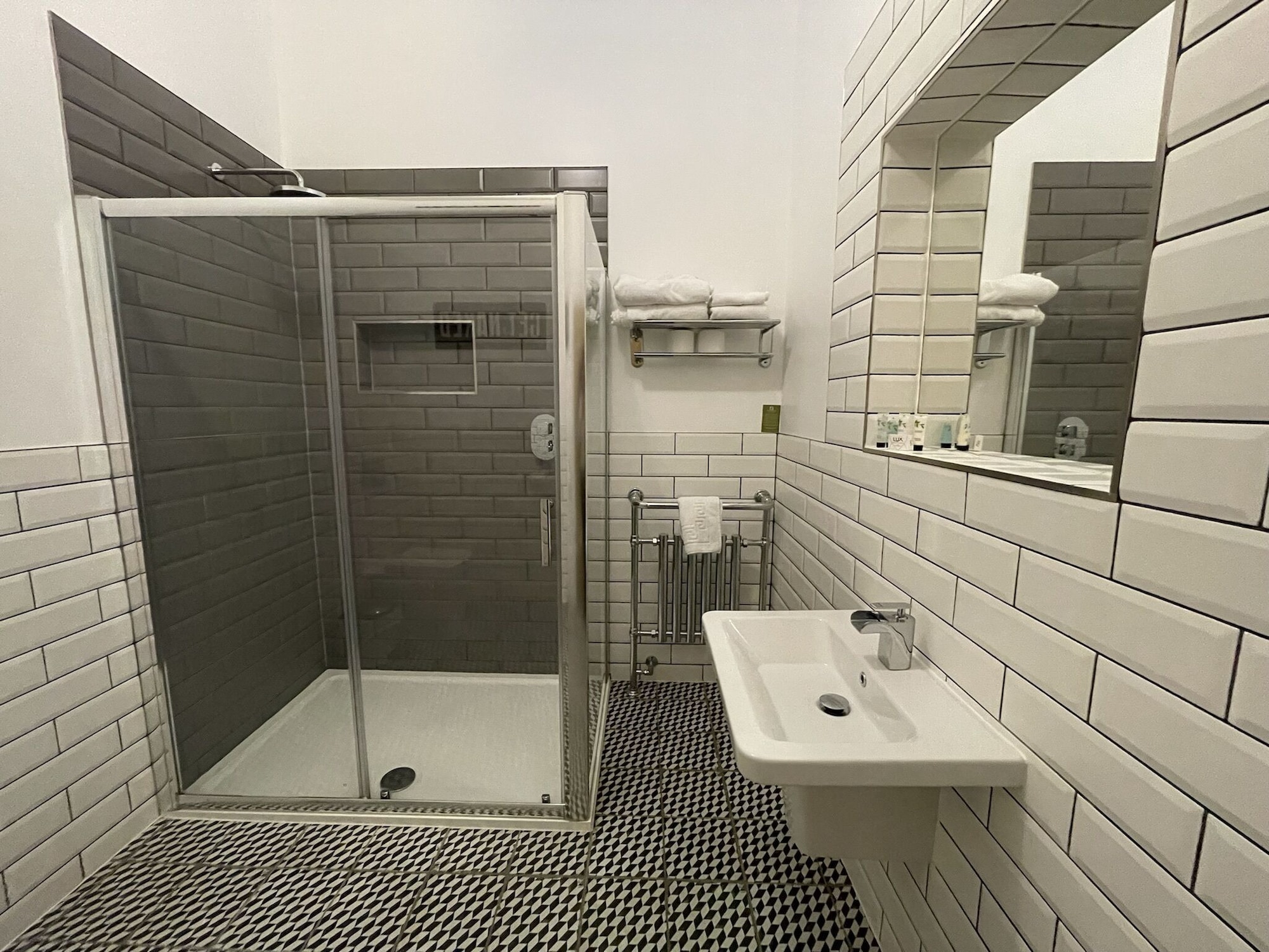 超级特大床间 - 带spa浴缸