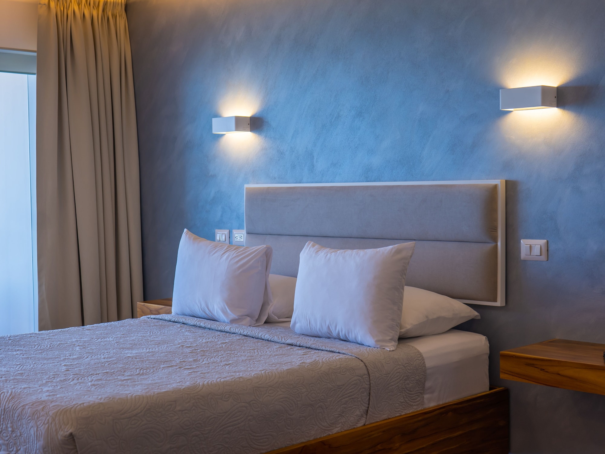 高级日落海景房