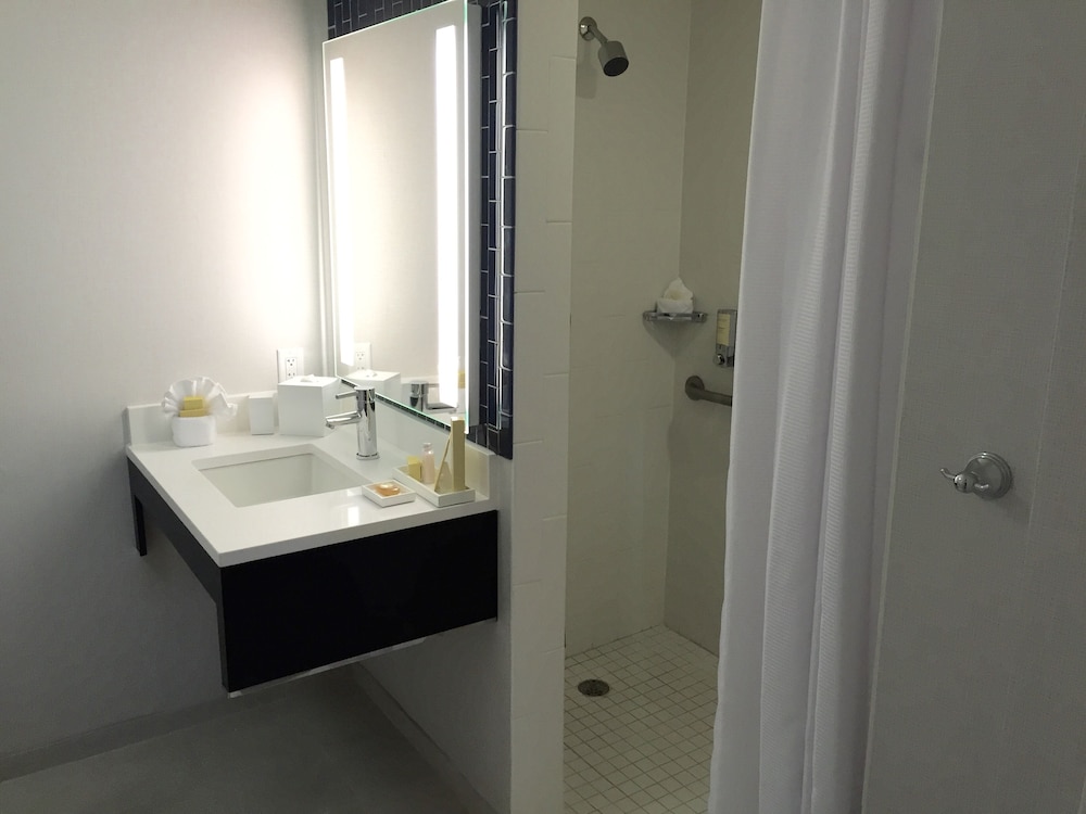 套房， 1 張單人床