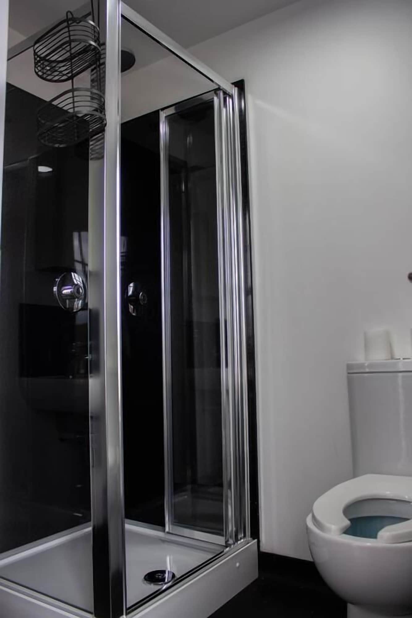 舒适三人间-带淋浴