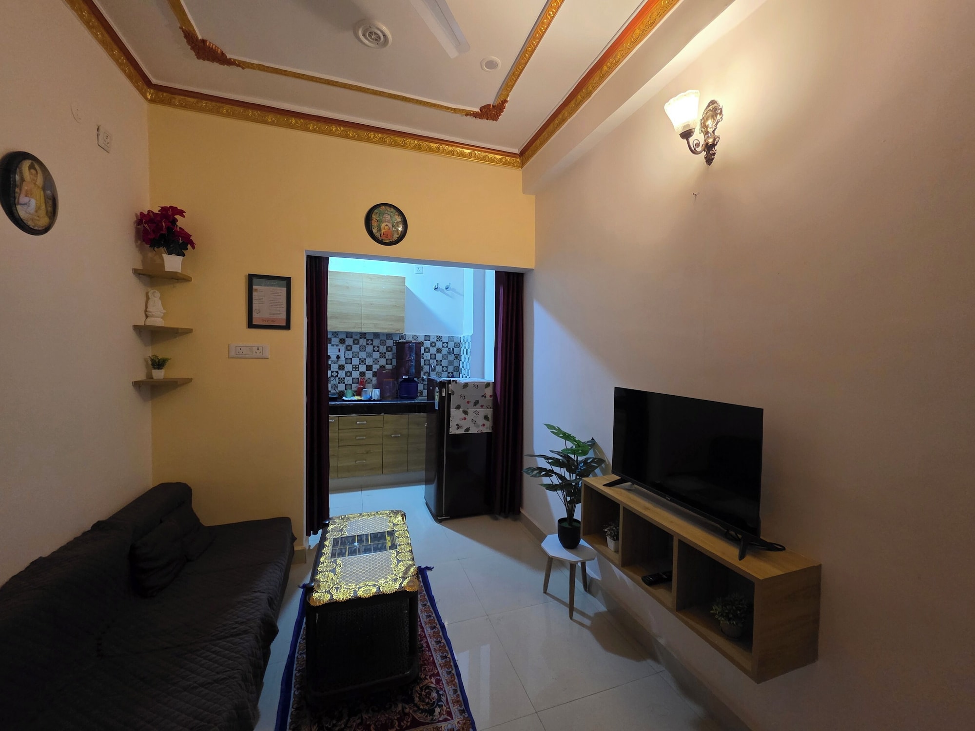 奢华公寓， 多张床， 阳台， 城市景观