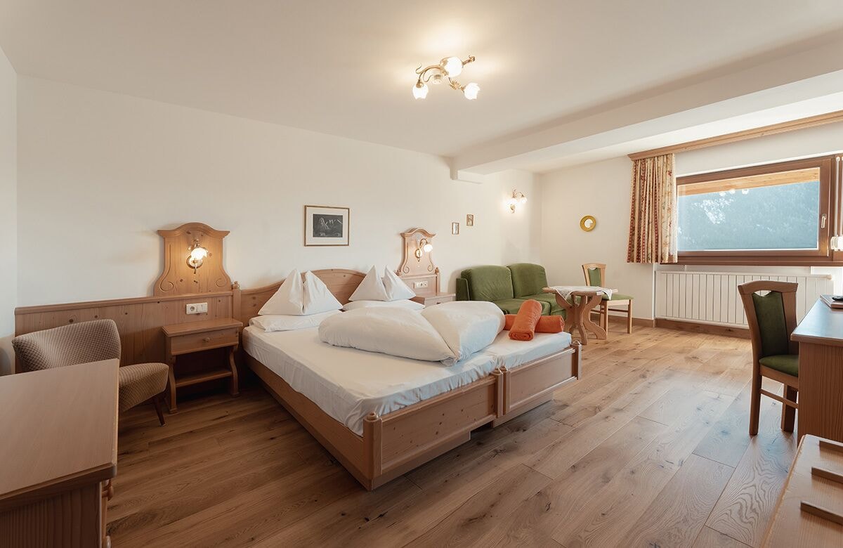 Comfort Double Or Twin Room, Non Smoking, Mountain View (2 Pax)