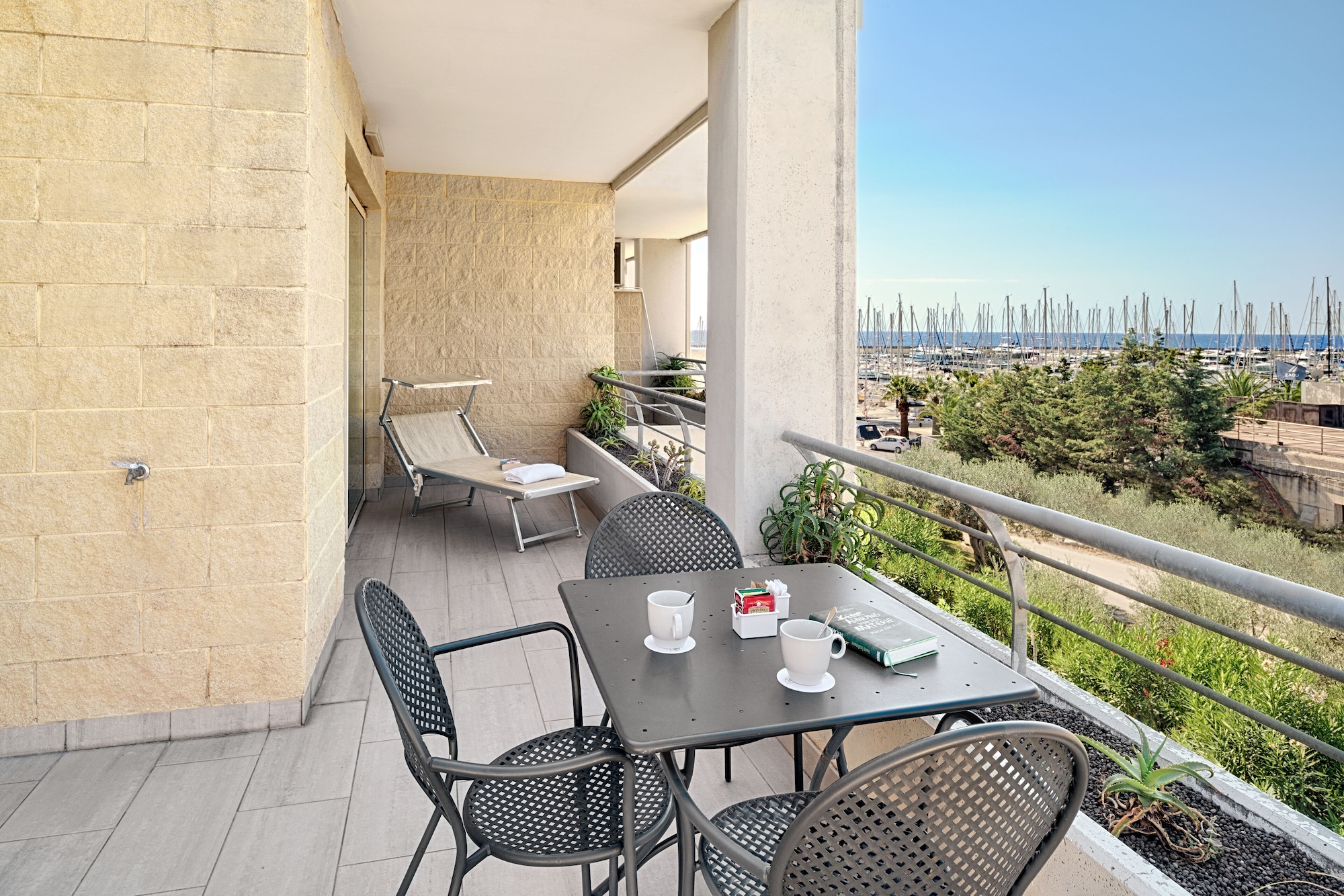 部分海景精致套房