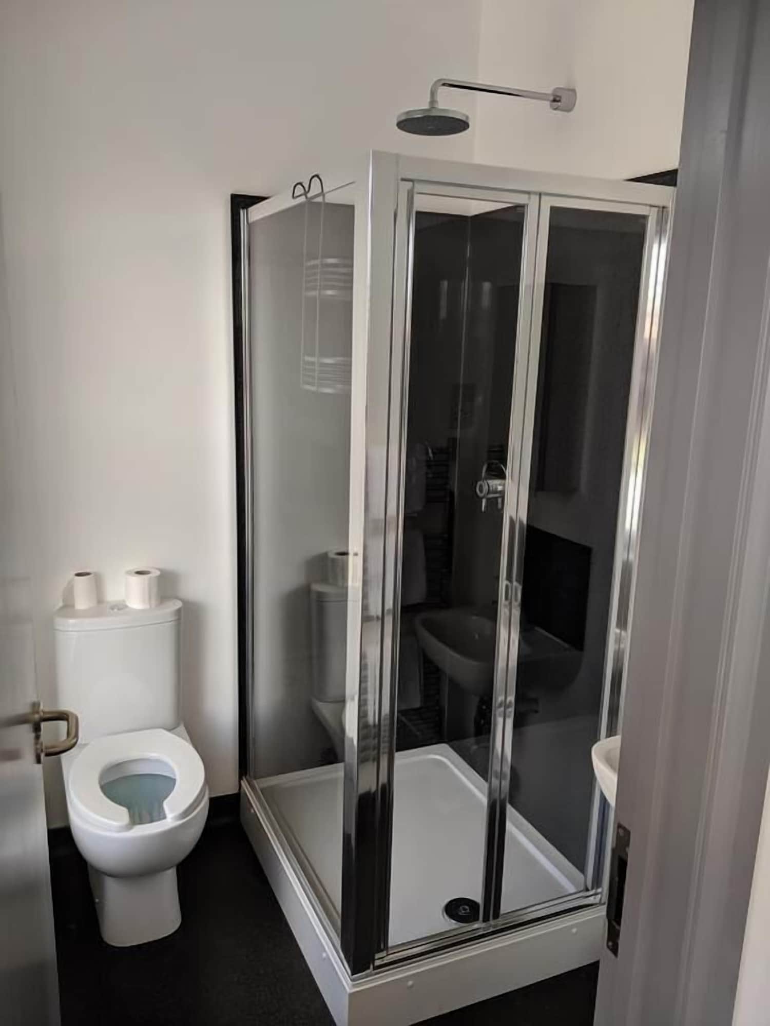 舒适三人间-带淋浴