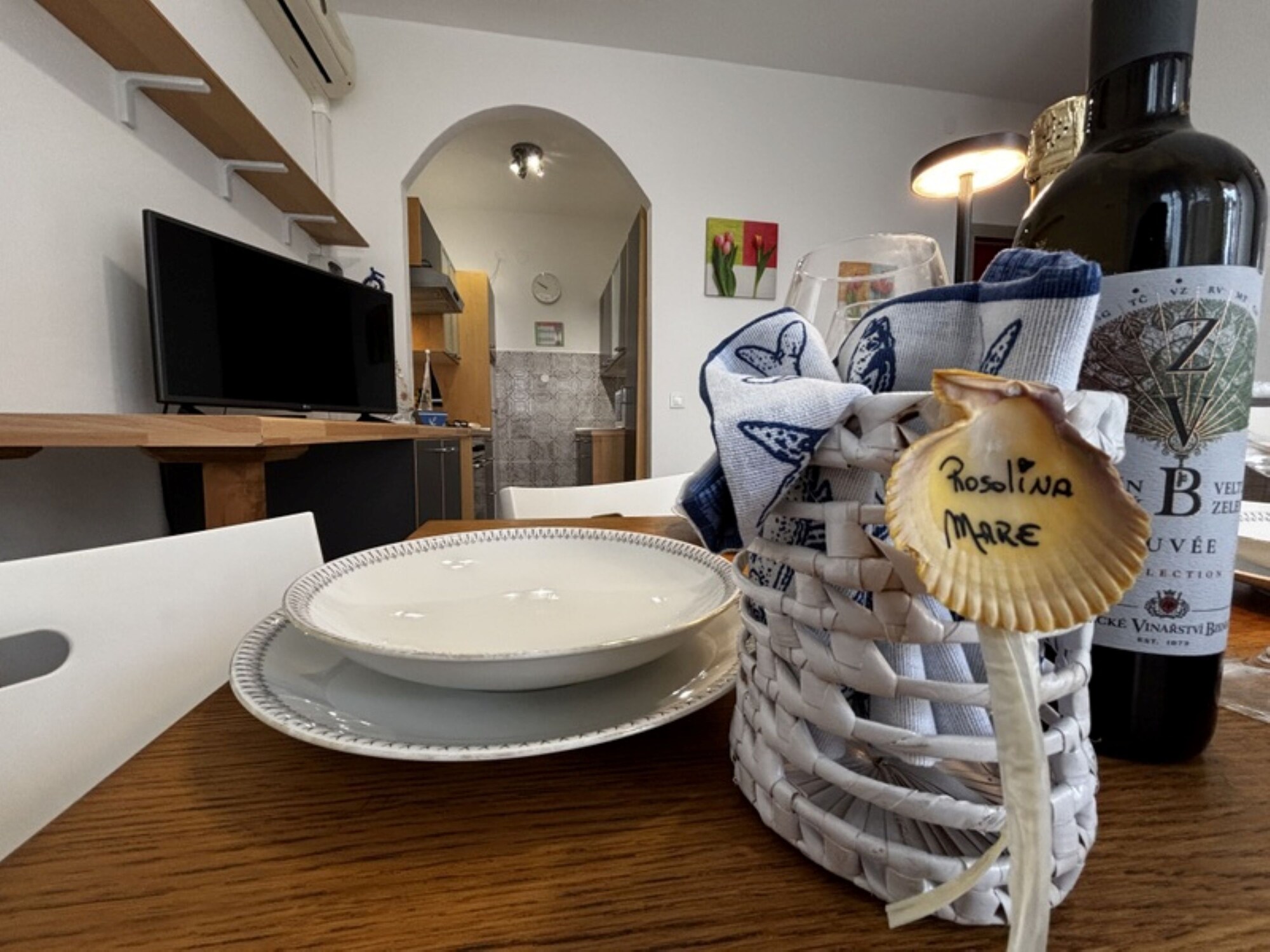 带阳台的花园景两卧室公寓