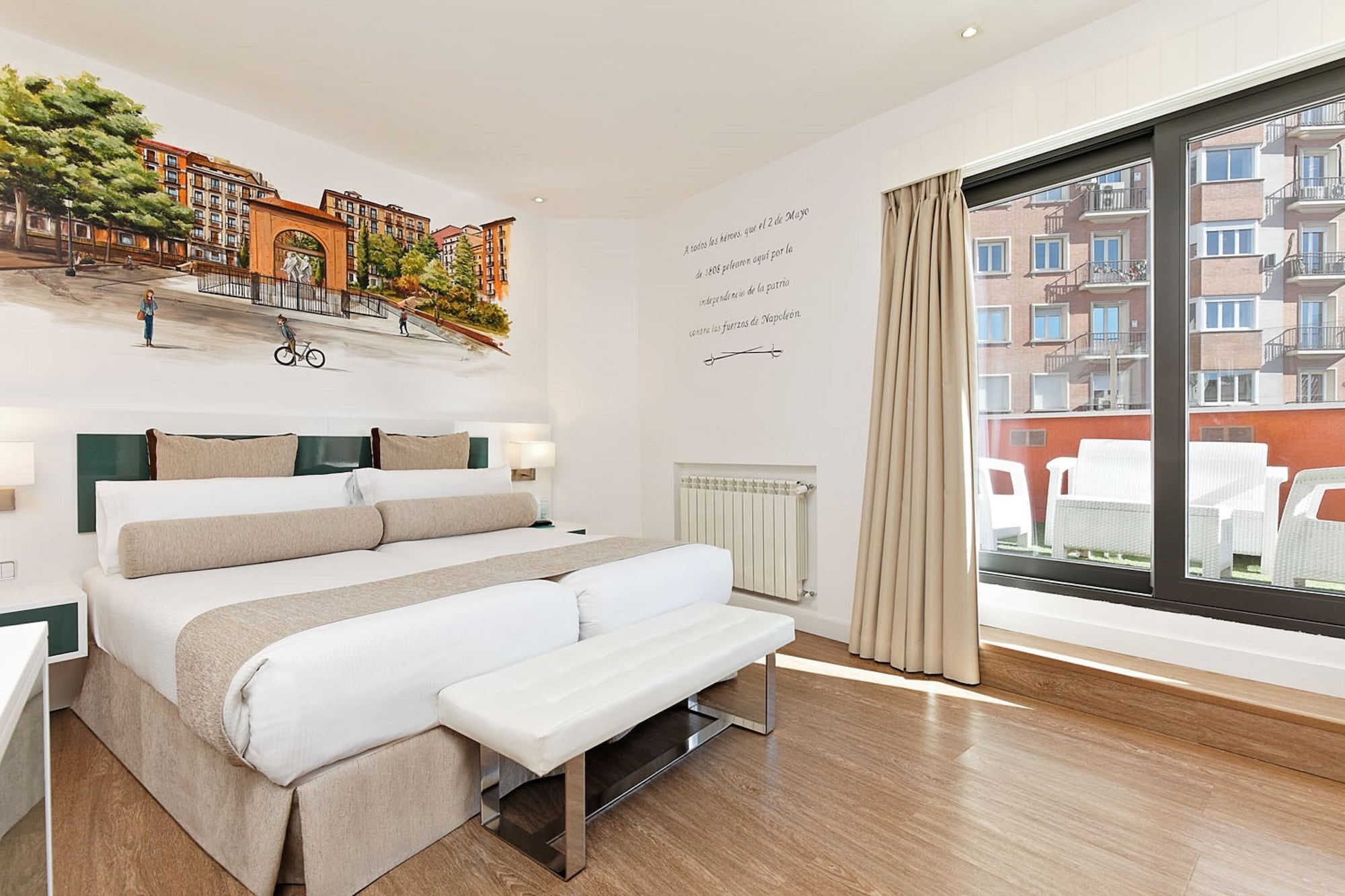 带露台的双人房