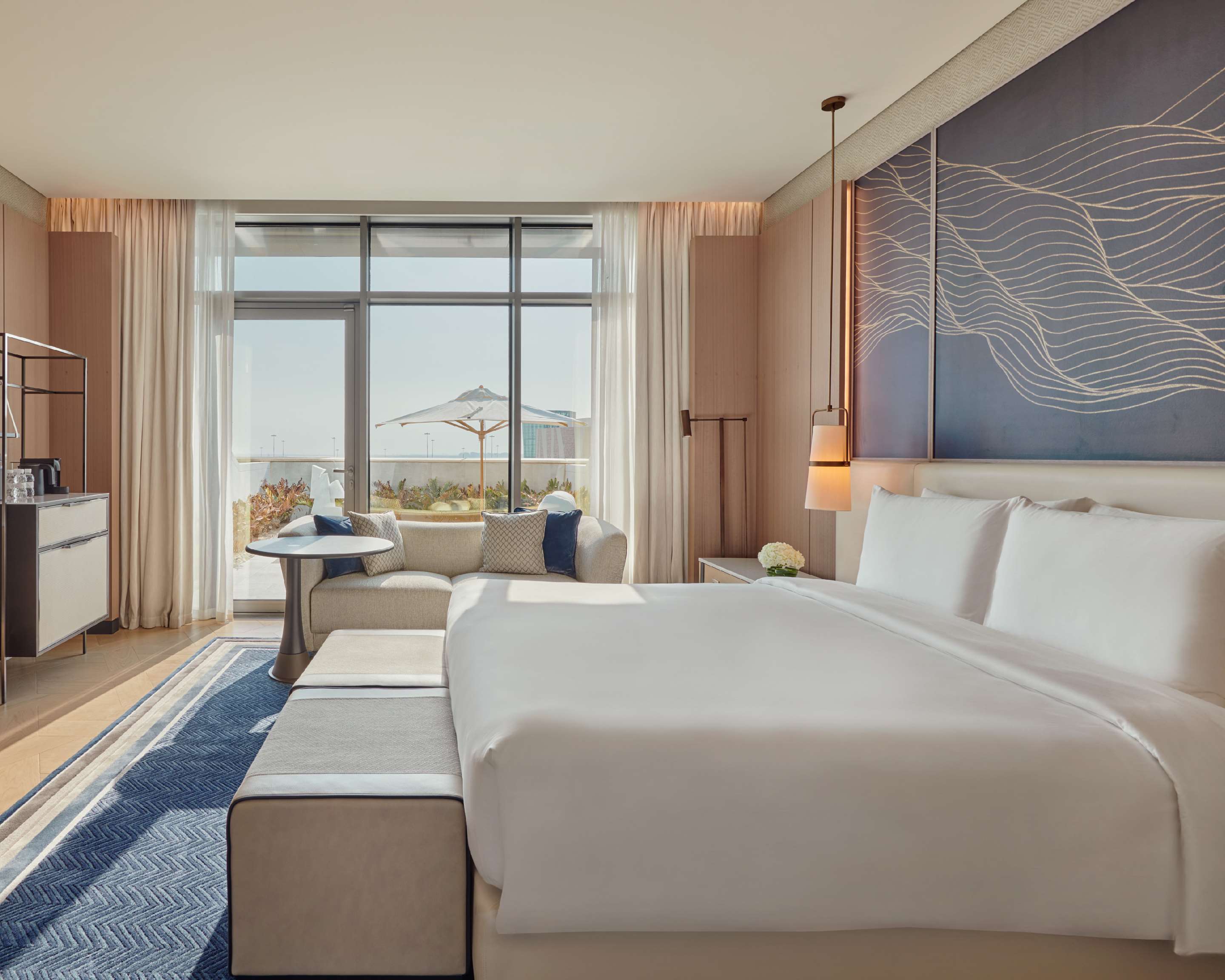 君悦豪华客房（特大床）