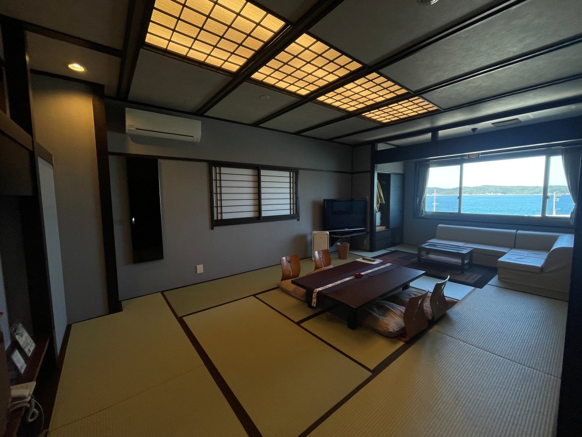 和洋式房间，带浴室，海景