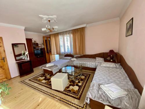 三人房（带浴室）